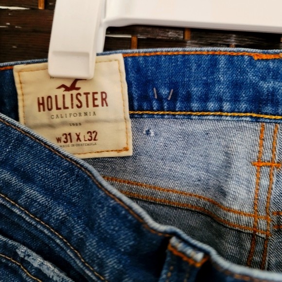 HOLLISTER// Size:W 31X L32 - Picture 2 of 8